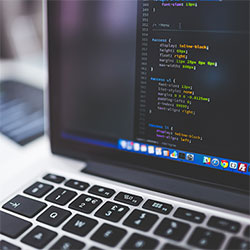 汤头条轻量版下载深度揭秘：toutiao风波背后，明星在演唱会后台的角色罕见令人意外